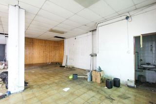 Local comercial en venta en Rocafonda en Mataró