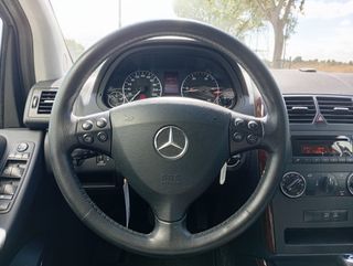 Mercedes-Benz Clase A 140 CV AUTOMATICO 2005