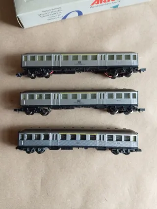 Lote 2 vagones Arnold