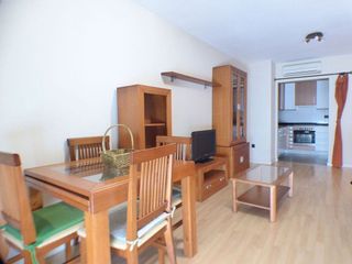 Piso en alquiler en Mercado en Alicante