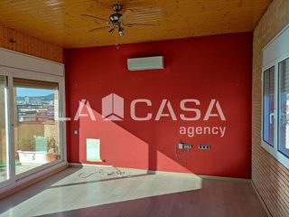 Dúplex en venta en Centre en Santa Coloma de Gramanet