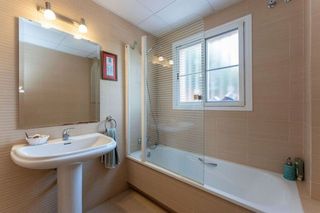 Chalet en venta en El Faro de Calaburra - Chaparral en Mijas