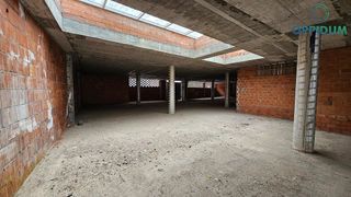 Local comercial en venta en Cee