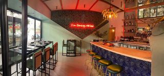 Bar en alquiler en Nueva España en Madrid