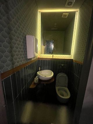 Bar en alquiler en Nueva España en Madrid