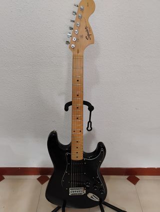 Pack Guitarra Fender Stratocaster + Ampli Marshall