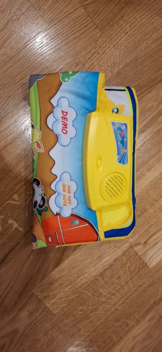 Tappeto musicale per bambini con animali