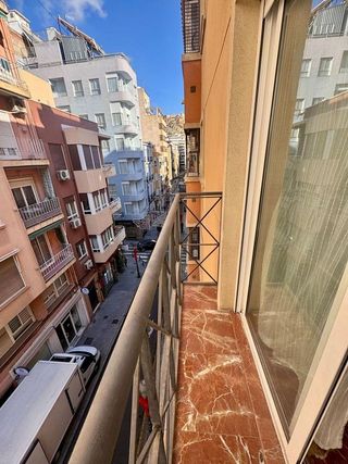 Piso en alquiler en Centro en Alicante