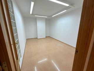 Oficina en alquiler en Ensanche - Diputación en Alicante