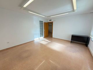 Oficina en alquiler en Ensanche - Diputación en Alicante