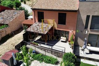 Casa adosada en venta en Sigüenza