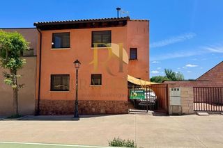 Casa adosada en venta en Sigüenza