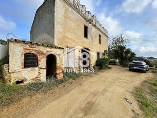 Masía en venta en Canet de Mar