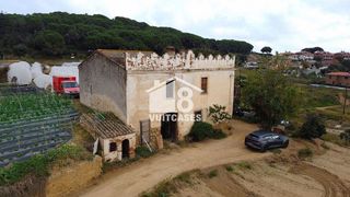 Masía en venta en Canet de Mar