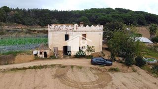 Masía en venta en Canet de Mar