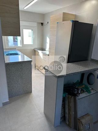 Piso en alquiler en Cruz Roja en Sevilla