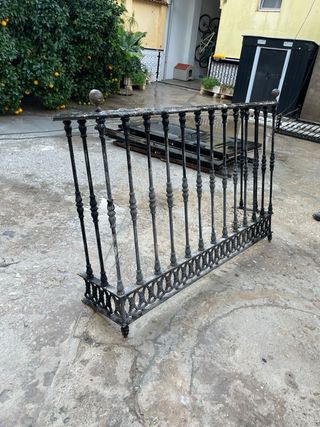 Reja de forja decorativa