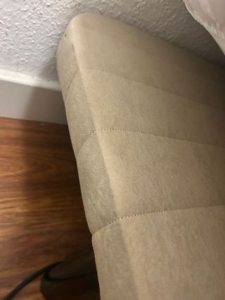 base tapizada 135x180cm beige y patas metálicas