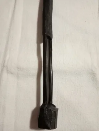 Statuetta in legno Kenya donna con secchio