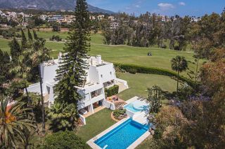 Chalet en alquiler en Los Naranjos - Las Brisas en Marbella