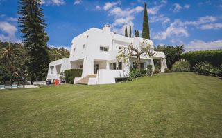 Chalet en alquiler en Los Naranjos - Las Brisas en Marbella