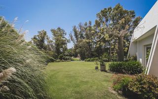 Chalet en alquiler en Los Naranjos - Las Brisas en Marbella