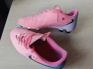 Botas de fútbol Nike Phantom Rosa