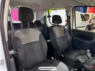 5 PLAZAS, RENUALT KANGOO CON 2 AÑOS DE GARANTIA