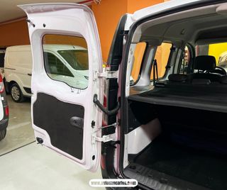 5 PLAZAS, RENUALT KANGOO CON 2 AÑOS DE GARANTIA