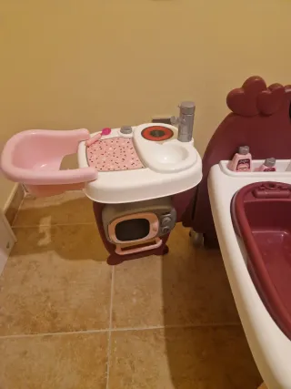 Casa de los bebés con accesorios
