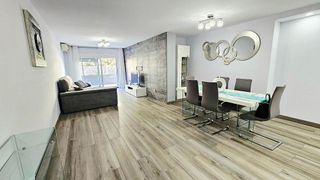 Piso en venta en Puerta Blanca en Málaga