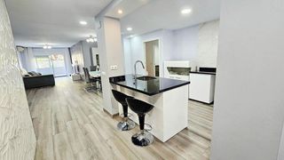 Piso en venta en Puerta Blanca en Málaga