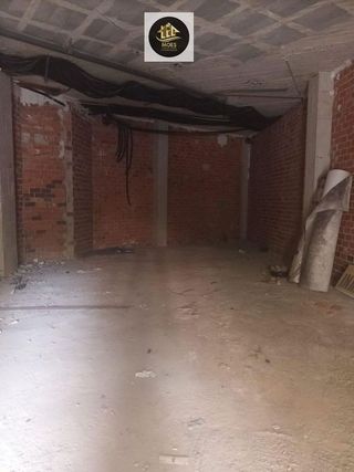 Local comercial en venta en Renfe - Bulevar 1º y 2º Fase en Jaén