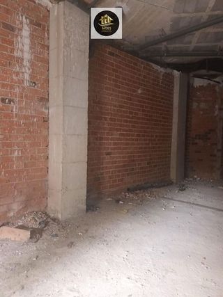 Local comercial en venta en Renfe - Bulevar 1º y 2º Fase en Jaén