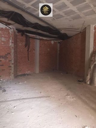 Local comercial en venta en Renfe - Bulevar 1º y 2º Fase en Jaén