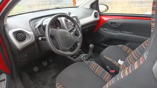 Vendo Citroen C1 1.2 VTi Feel, año 2014 matriculad