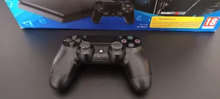 PS4 Slim Nera + 3 Giochi + controller