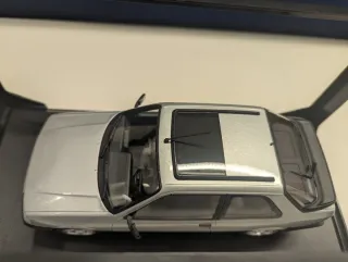 Maqueta Opel Kadett GSi 1/18 Norev Blanco