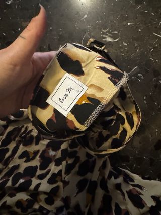 Falda midi estampado leopardo