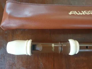 Flauta dulce Aulos 703B Soprano E