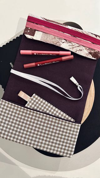 Cover letteraria con linguetta regolabile, cover kindle kobo