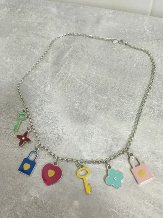 Collana donna con ciondoli colorati