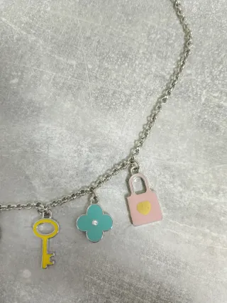 Collana donna con ciondoli colorati