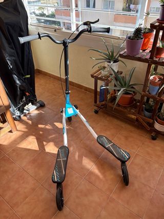 Patinete 3 Ruedas Azul y Blanco