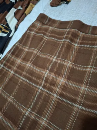 Vestido Corte Inglés + Falda Marrón