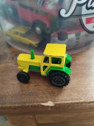 Tractor Majorette Amarillo y Verde