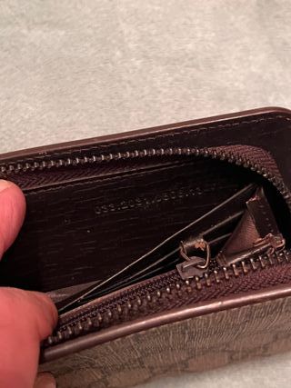 Portafoglio Gucci con zip a soffietto