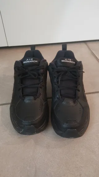 Nike Air Monarch IV Scarpe Uomo