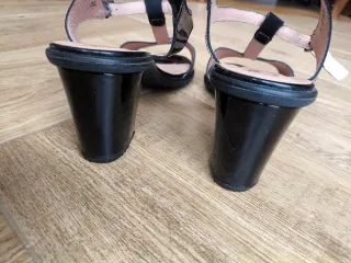 Sandalias fiesta Wonders negras talla 40