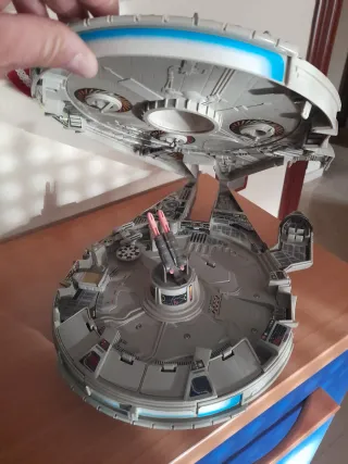 Halcón Milenario Star Wars Lucasfilm LTD